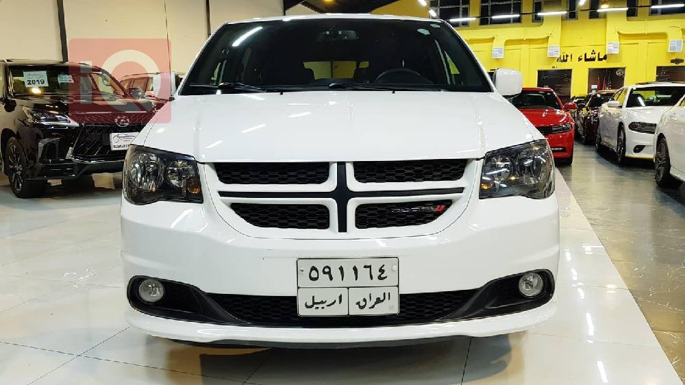 دودج كارافان